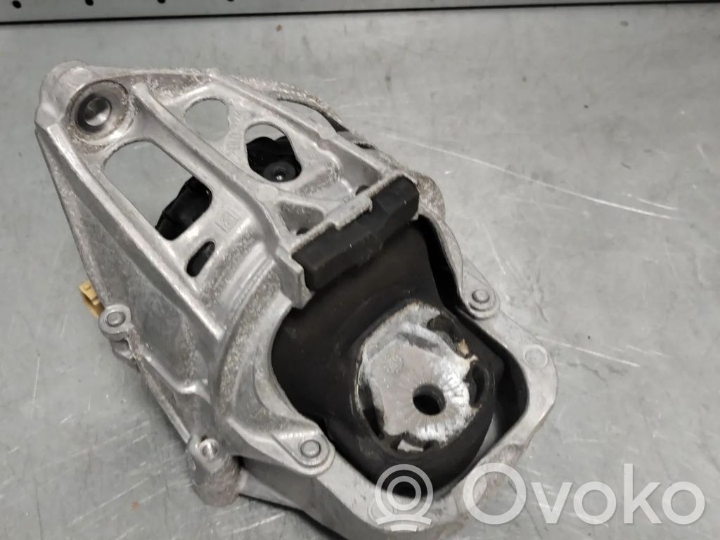 Audi A5 Engine mount bracket 
