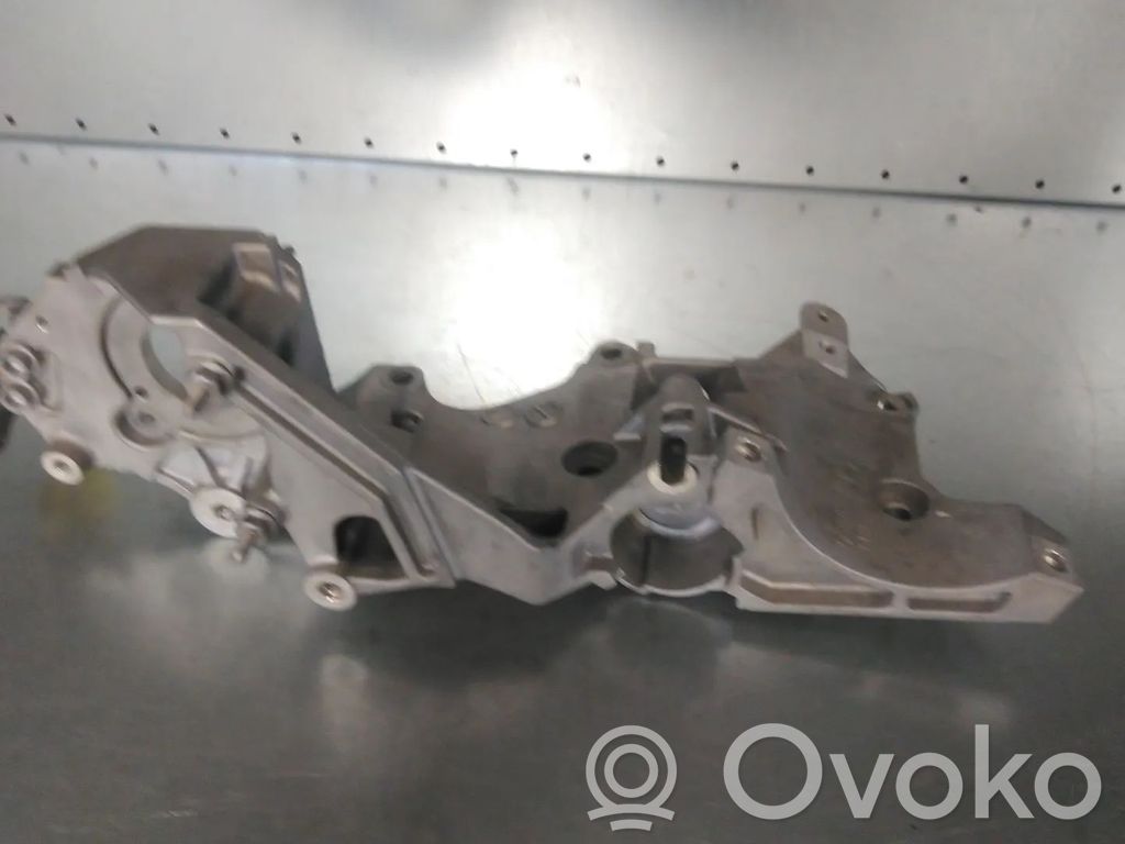 Mocowanie alternatora   03L903143Q,03L903139K,03L903139Q,03L903143K,CAY,CAYB,CAYC,CFW,CFWA,CLN,CLNA