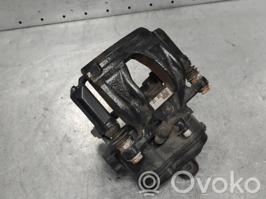 Audi A5 Tylny zacisk hamulcowy 