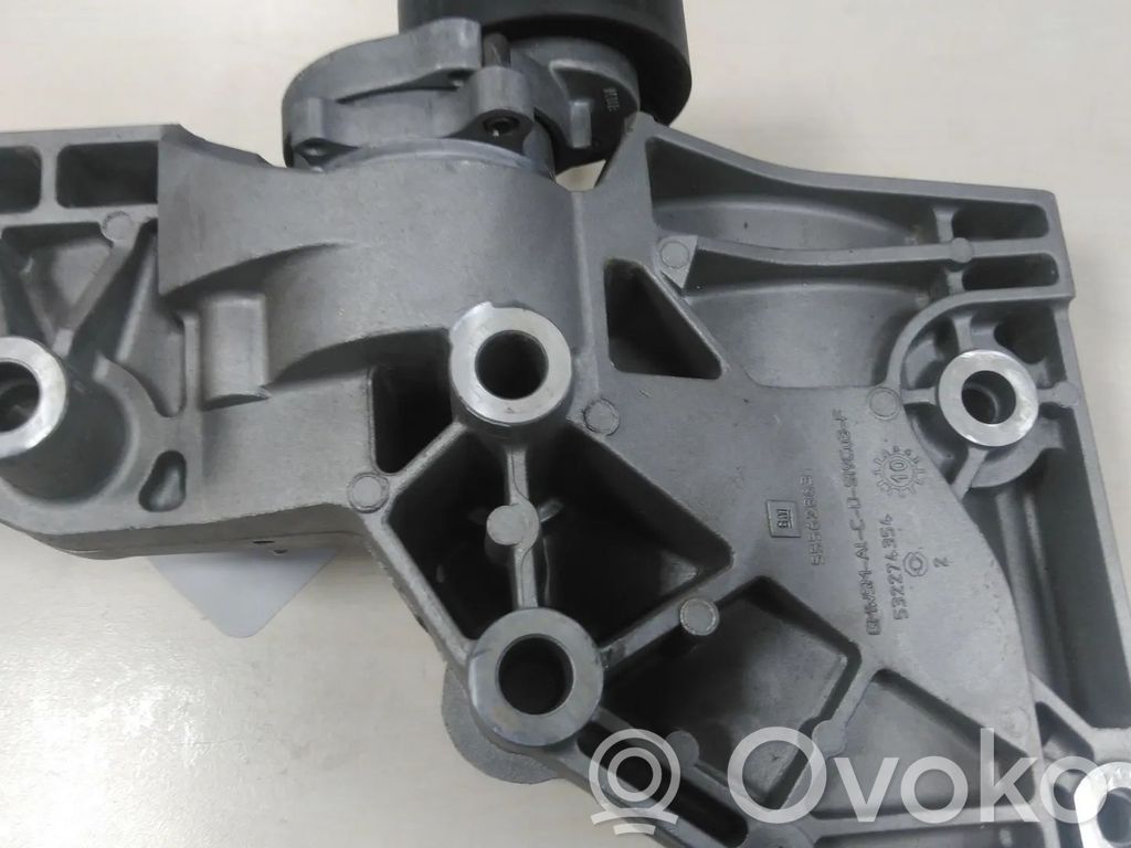 Opel Insignia A Supporto del generatore/alternatore 