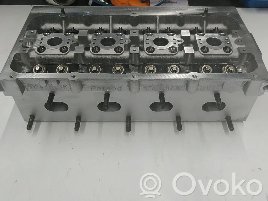 Volkswagen Golf IV Chiulasă motor 