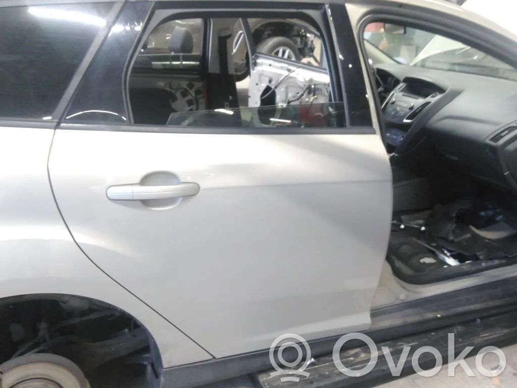 Ford Focus Galinės durys 