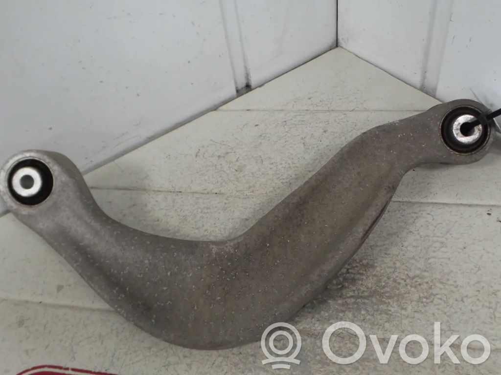 Audi A7 S7 4G Fuso a snodo con mozzo ruota posteriore 