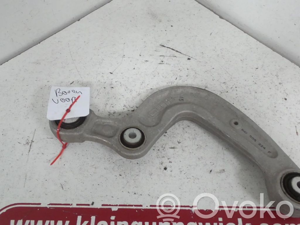 Audi A4 S4 B9 Fuso a snodo con mozzo ruota posteriore 