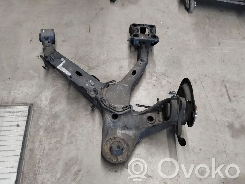 Opel Vivaro Aizmugurē riteņa rumbas vārpstas šarnīrs (stupica, capfa) 