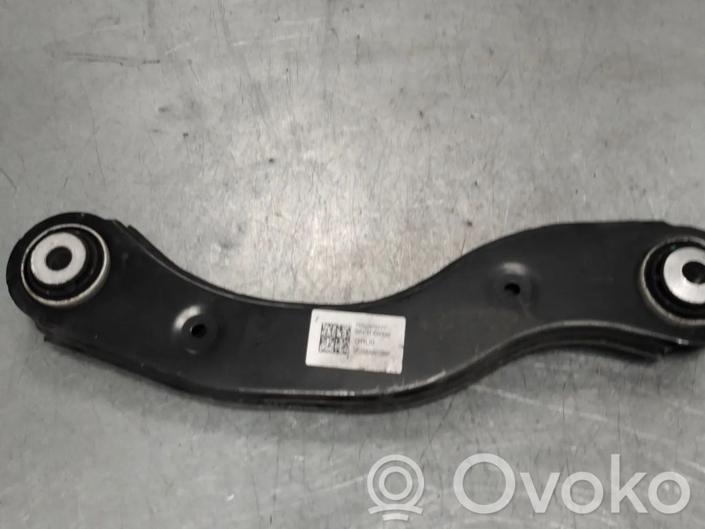 Hyundai Ioniq 5 Fuso a snodo con mozzo ruota posteriore 