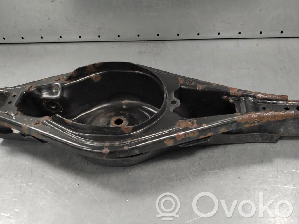 Volvo XC40 Fuso a snodo con mozzo ruota posteriore 