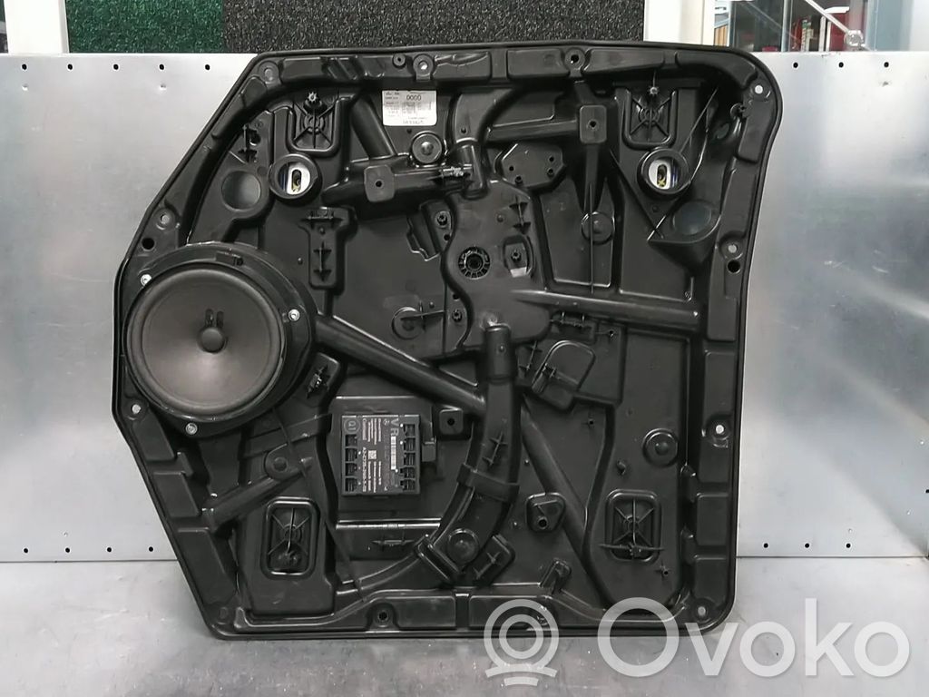 Mercedes-Benz V Class W447 Podnośnik szyby drzwi z silniczkiem 
