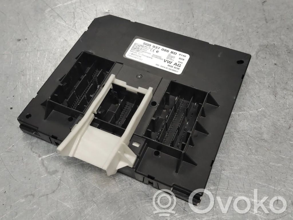 Volkswagen PASSAT B8 Unitate control BSM