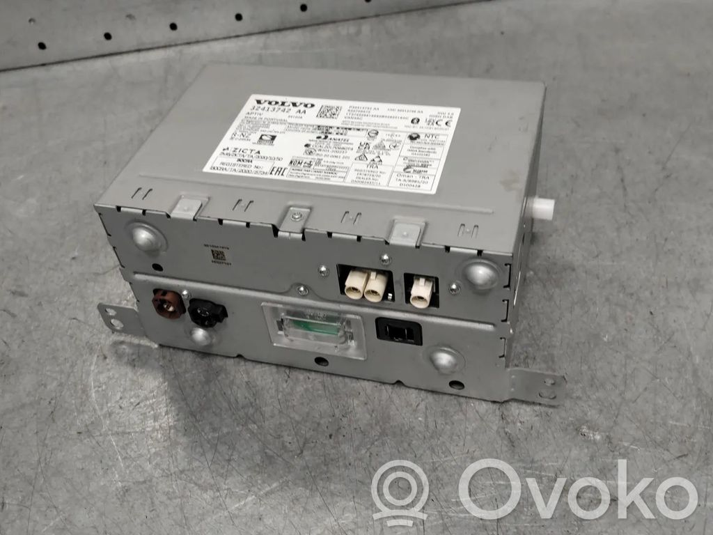 Volvo XC90 Panel radia 