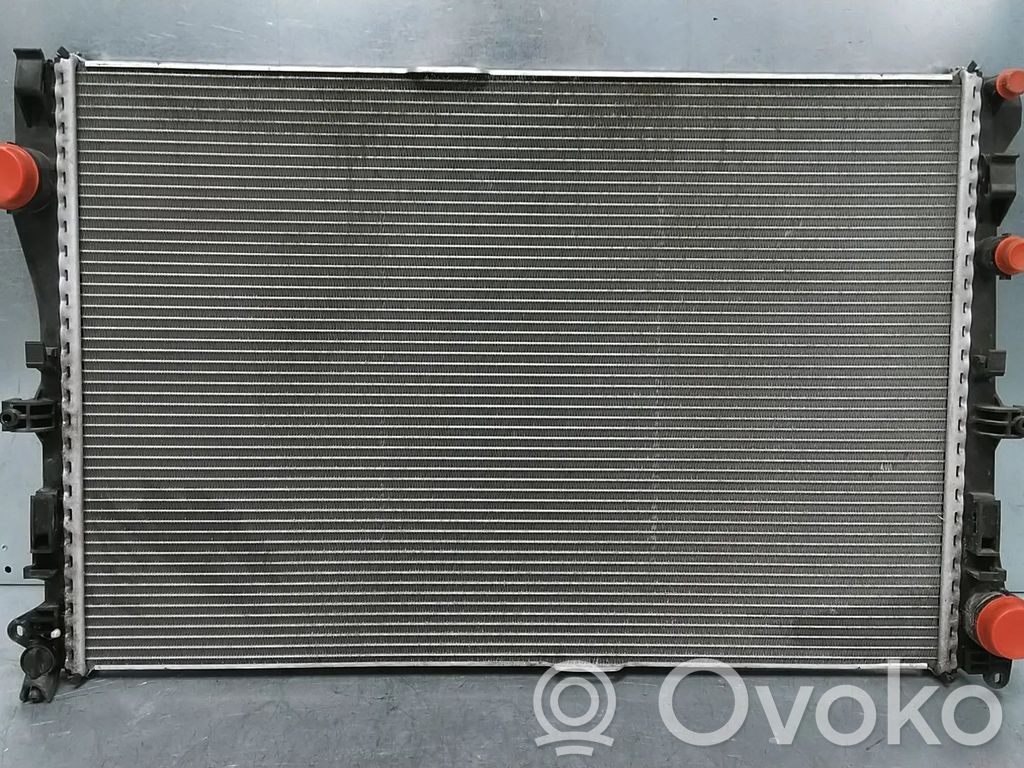 Mercedes-Benz C W205 Radiator lichid răcire 