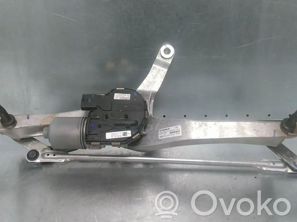 Audi A8 S8 D5 Mechanizm i silniczek wycieraczek szyby przedniej / czołowej