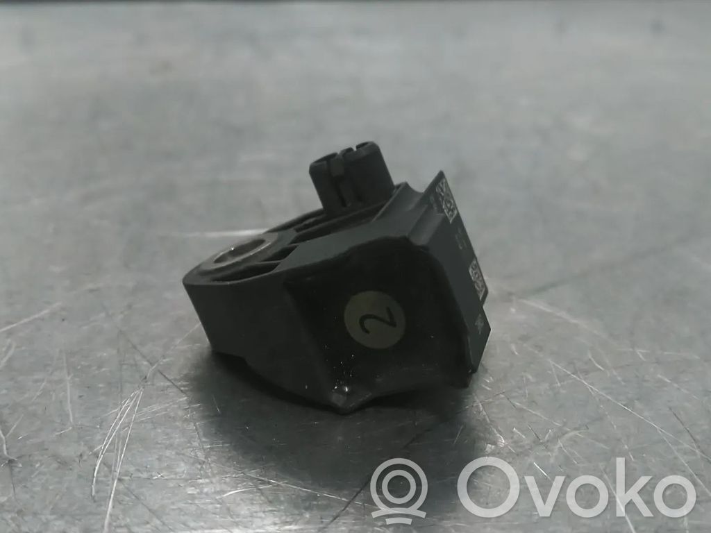 Audi A8 S8 D5 Senzor impact/declanșare airbag 