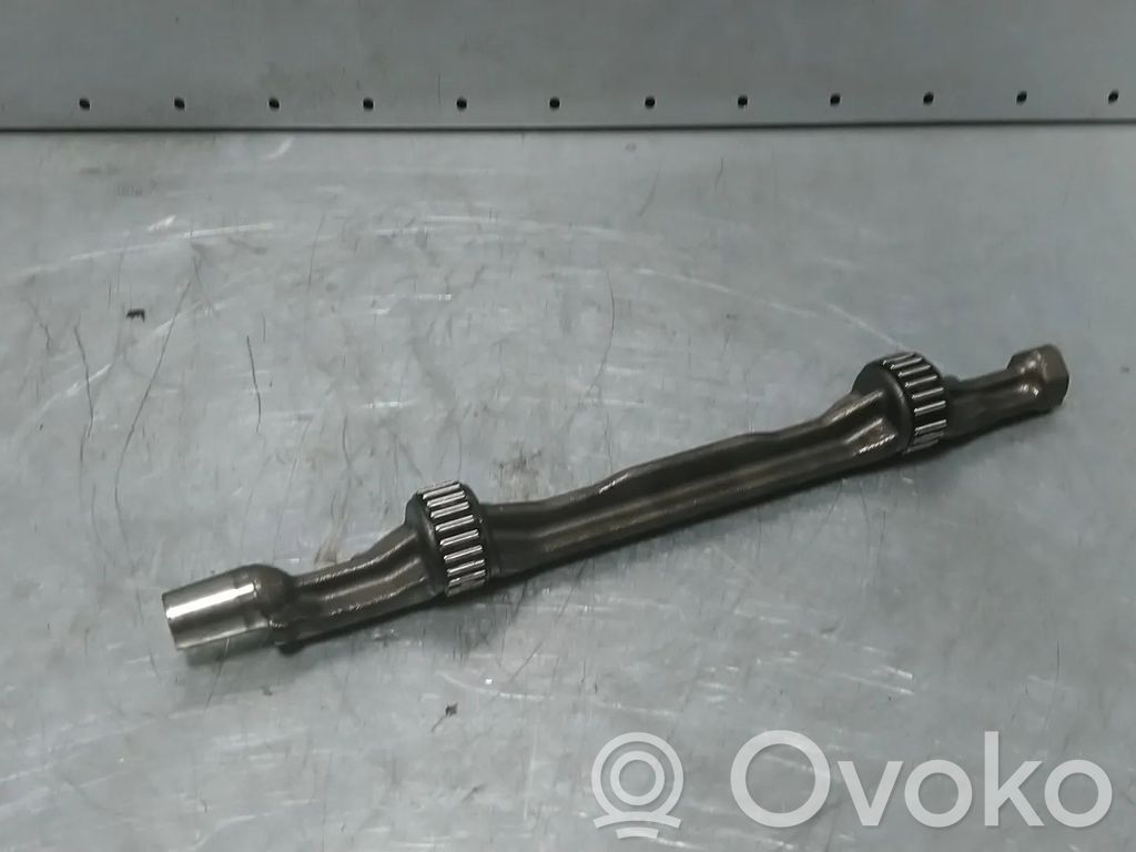 BMW 3 F30 F35 F31 Tasapainoakseli 