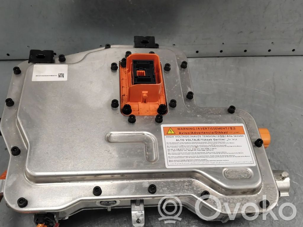 Inversor/convertidor de voltaje   91958K4350