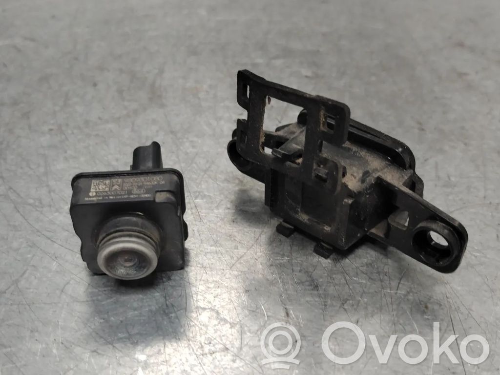 Opel Vivaro Uchwyt / Rączka klapy tylnej / bagażnika z kamerą 