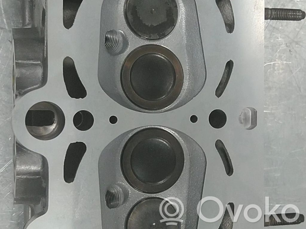 Volkswagen Golf V Engine head 