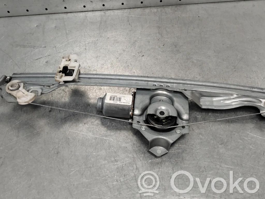 Renault Modus Mecanismo para subir la puerta trasera sin motor 