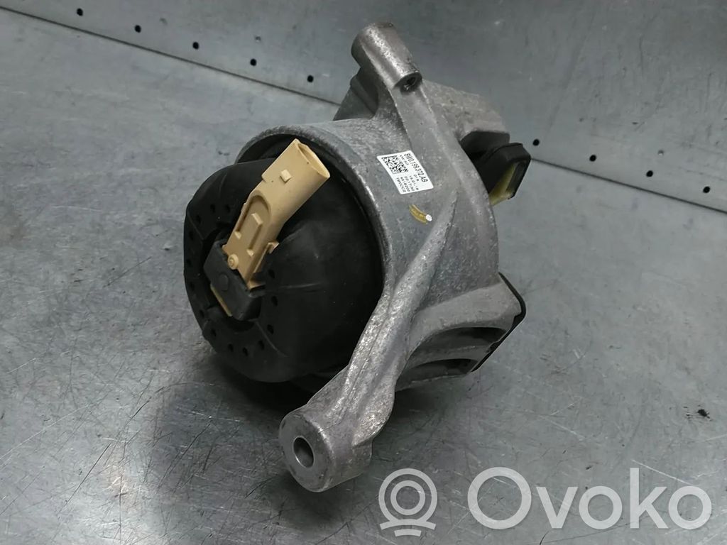 Audi A4 S4 B9 Engine mount bracket 