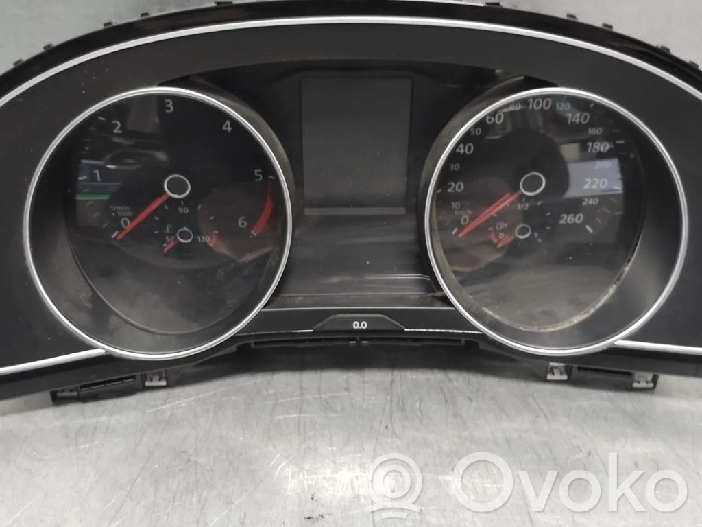 Volkswagen PASSAT B8 Vitezometru (grup de instrumente) 