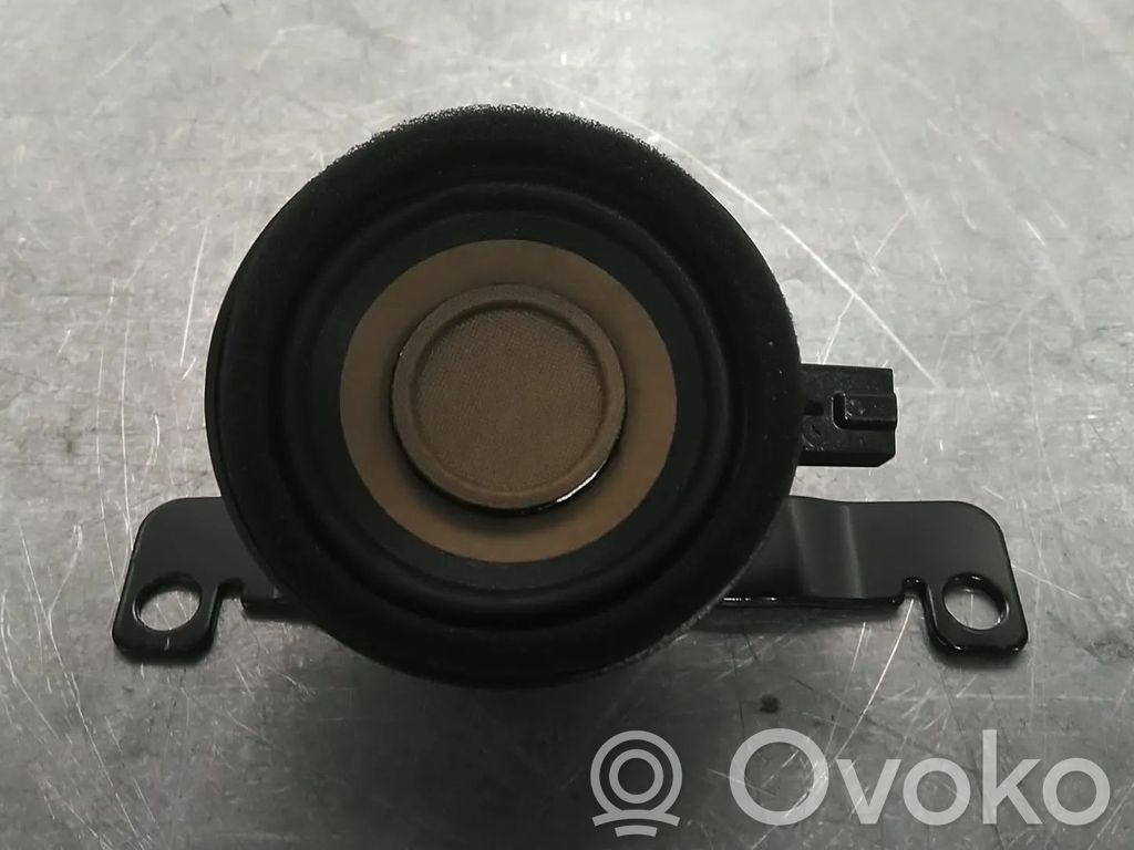 Audi e-tron Front door speaker 