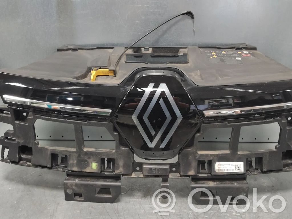 Renault Megane E-Tech Augšējais režģis 