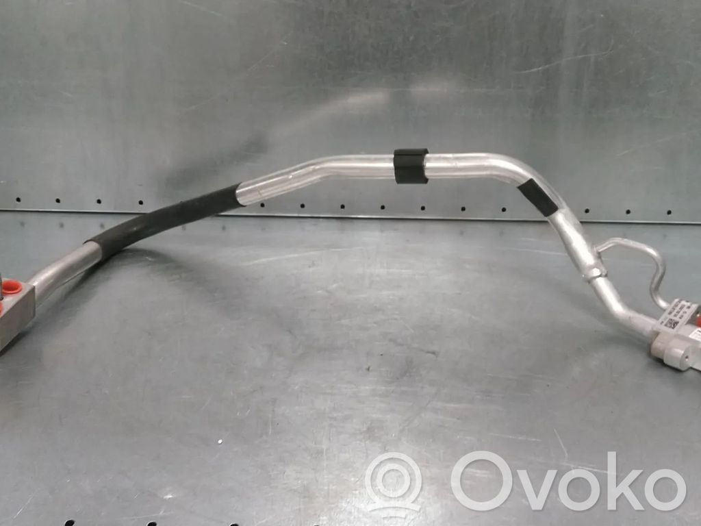 Audi e-tron Ilmastointilaitteen putki (A/C) 