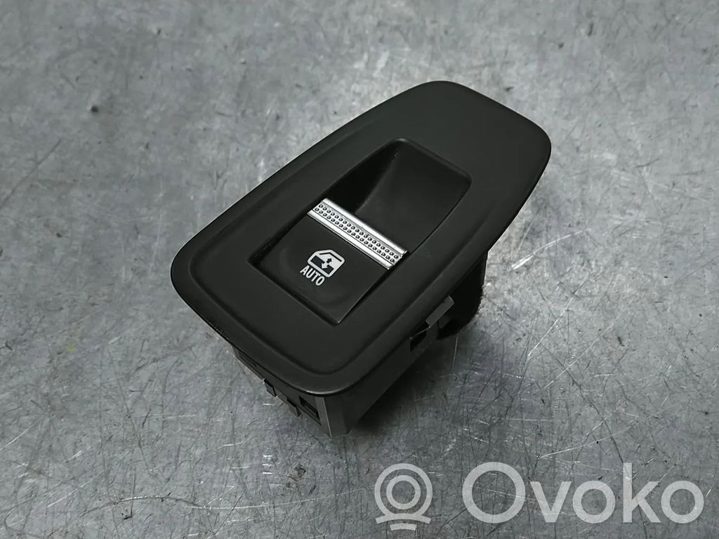Renault Megane E-Tech Electric window control switch 