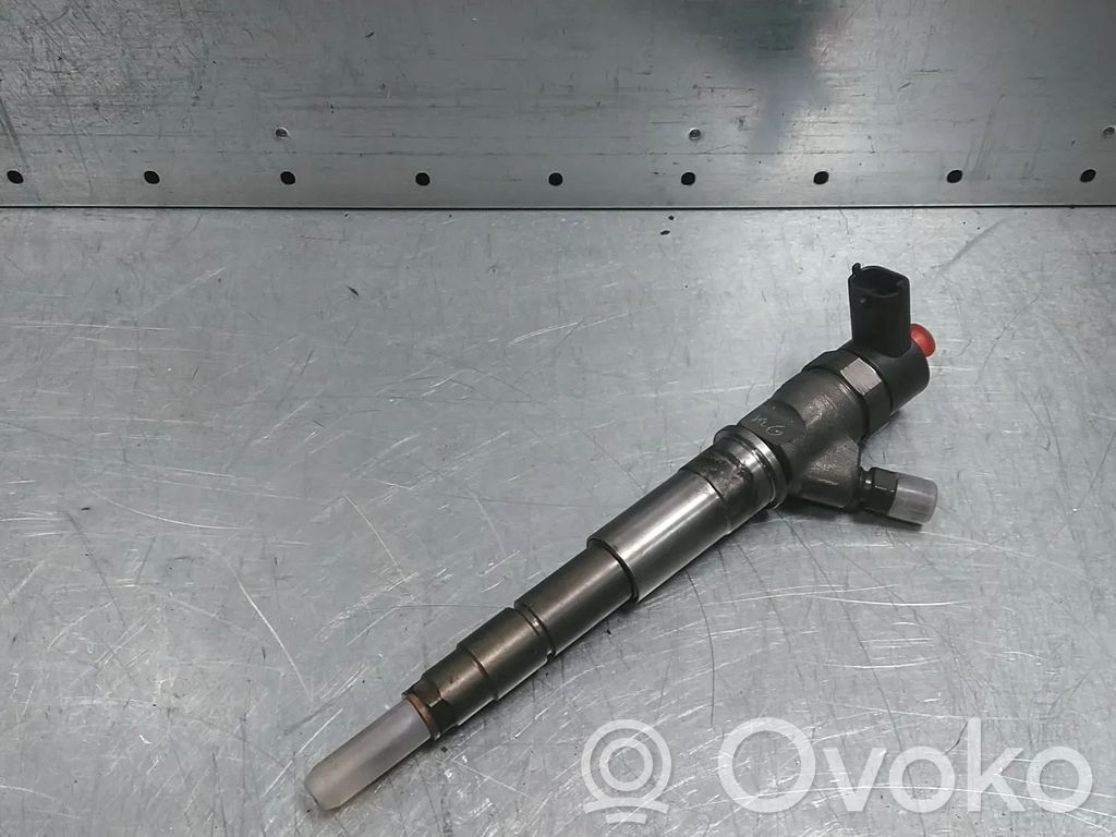 Opel Movano B Fuel injector 