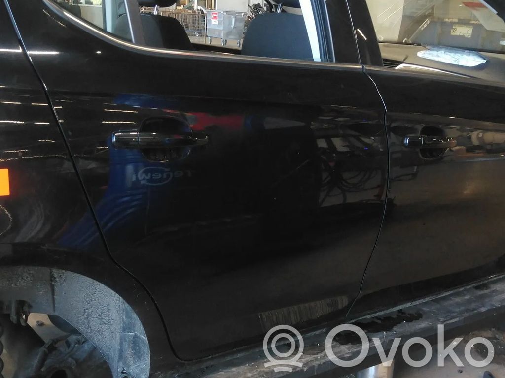 Opel Corsa E Rear door 