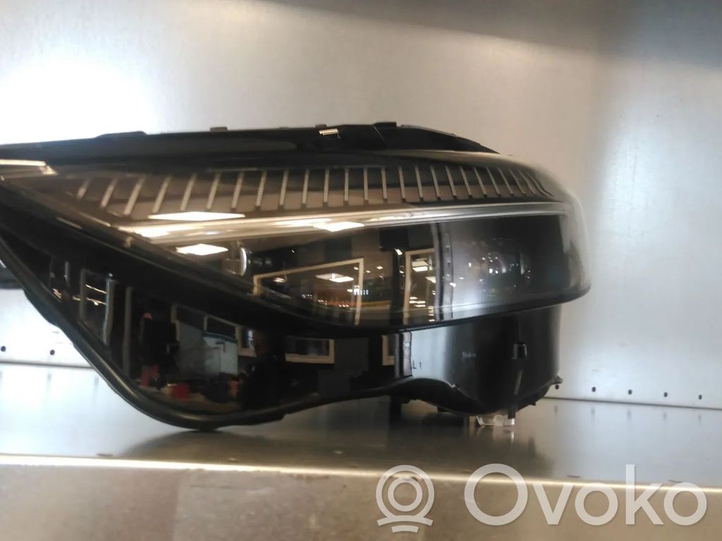 Audi A5 Phare frontale 