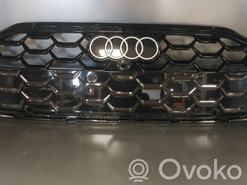 Audi A5 Front bumper upper radiator grill 