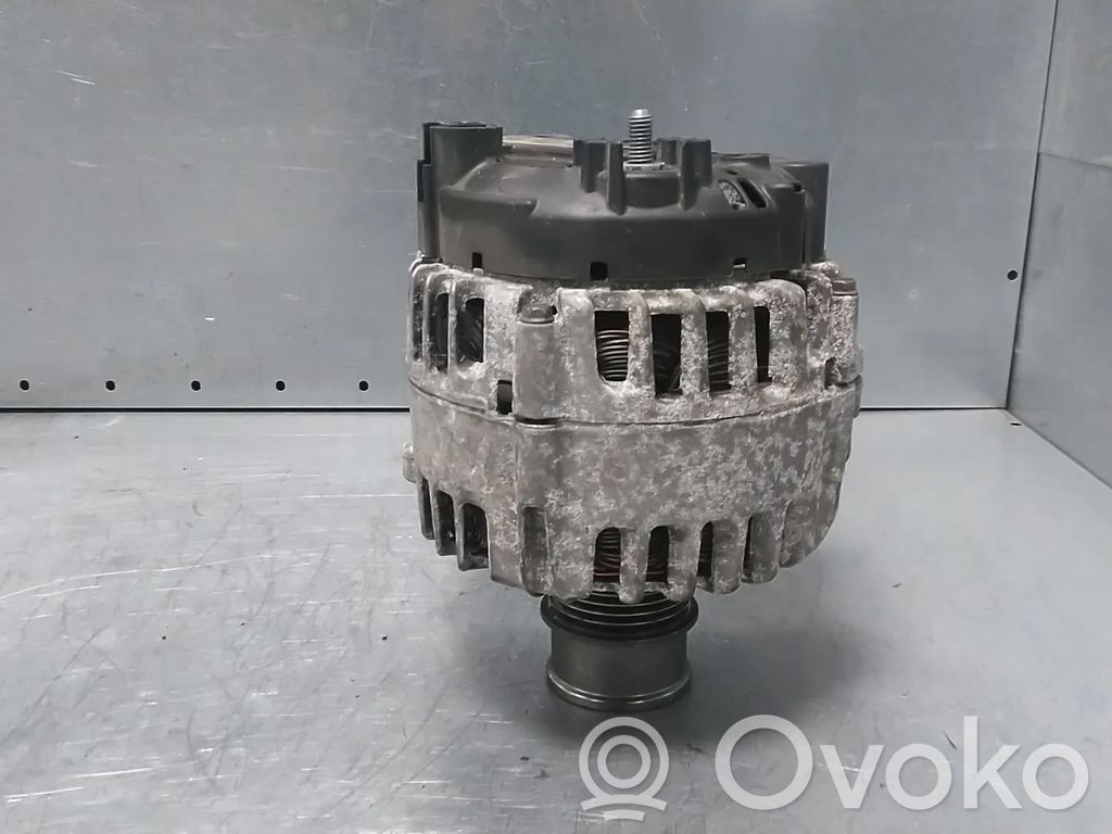 Volkswagen Golf VII Generator/alternator 
