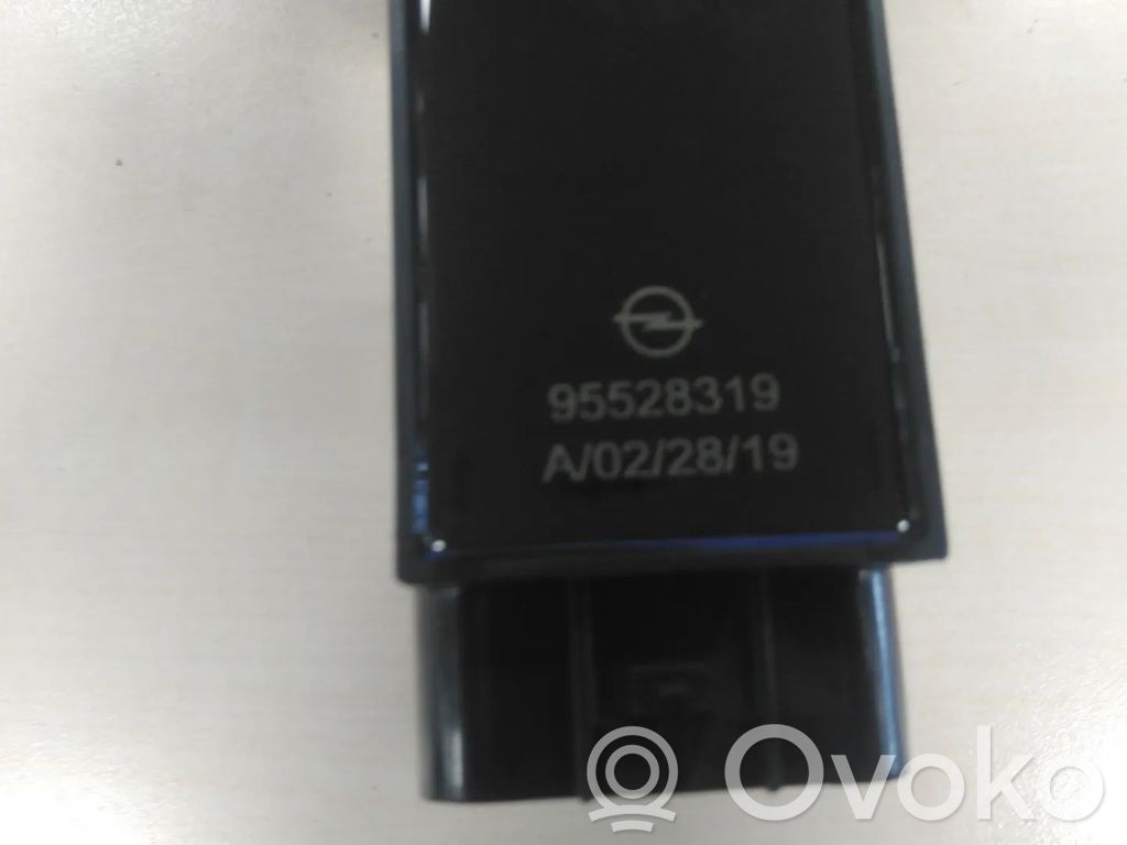 Opel Adam Bobină aprindere 