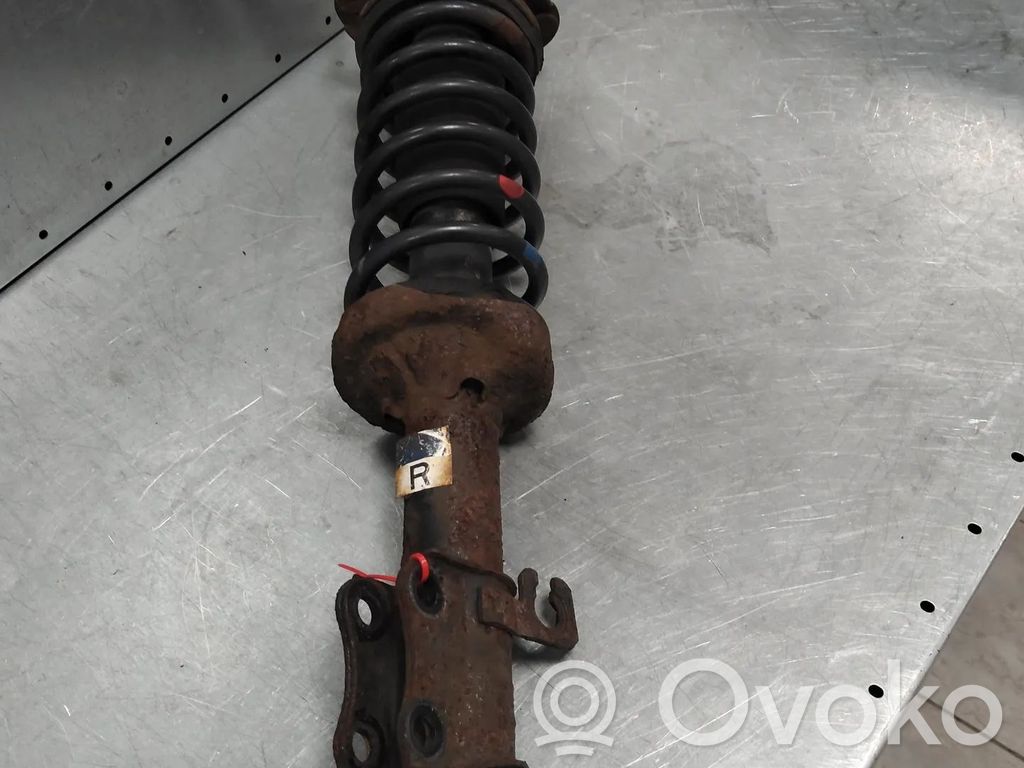 Mazda Demio Stoßdämpfer vorne 