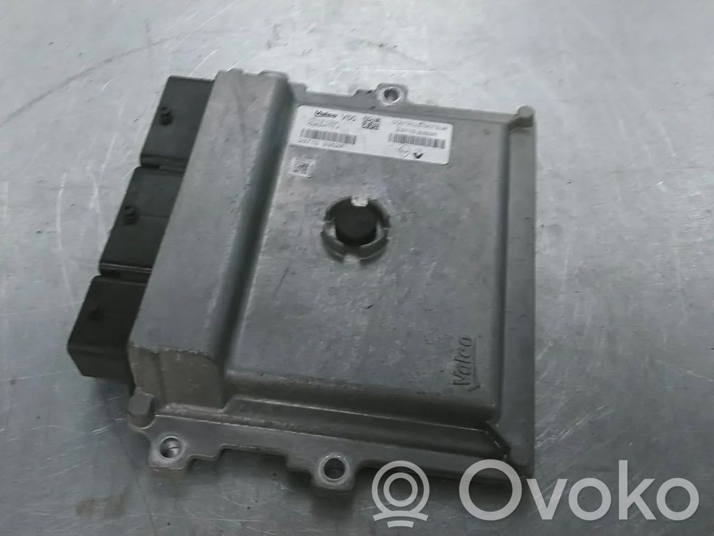 Renault Clio IV Engine control unit/module 