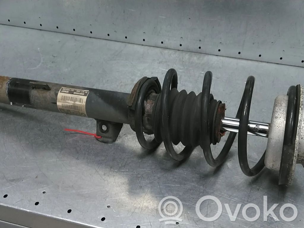 BMW 1 E81 E87 Front shock absorber/damper 