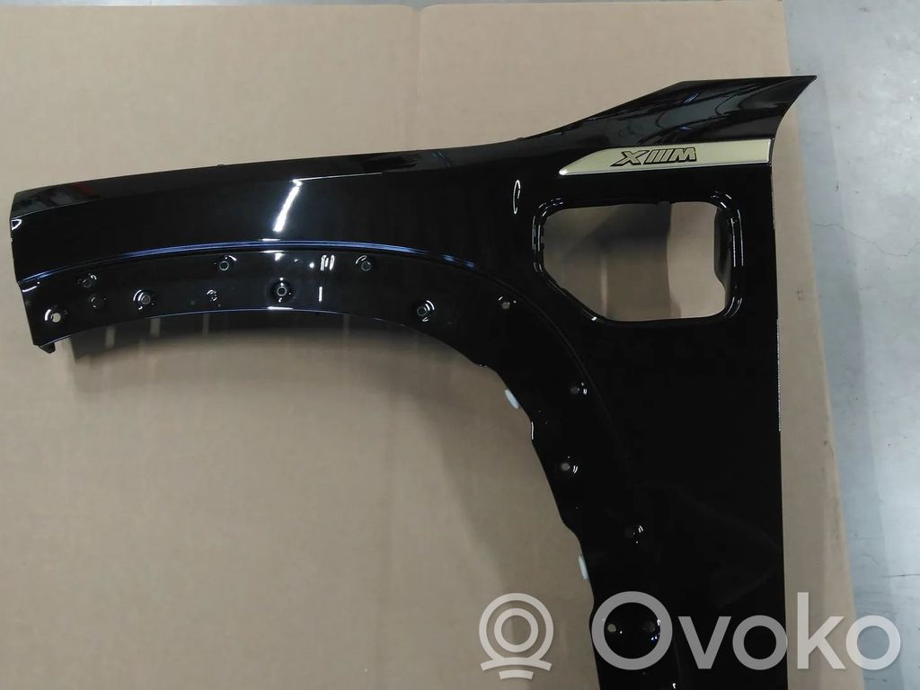 BMW XM Sparnas 