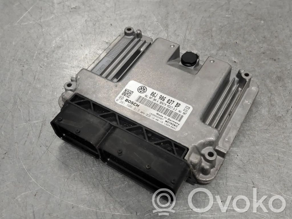 Volkswagen Tiguan Engine control unit/module 