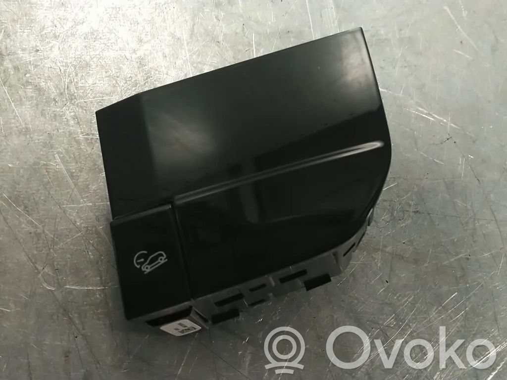 BMW XM Otros repuestos del interior 