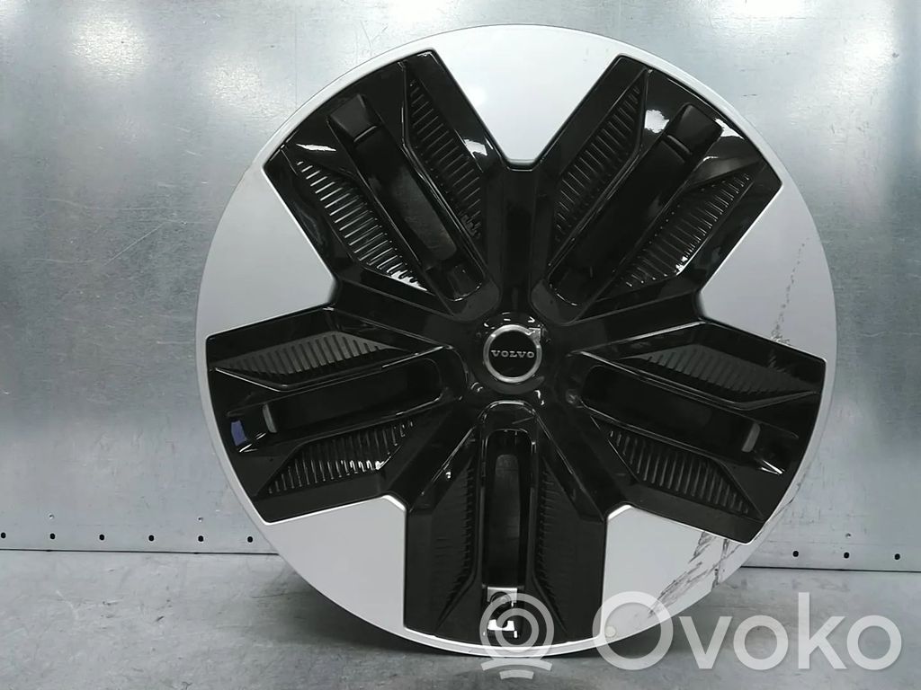 Volvo EX30 R18 alloy rim 