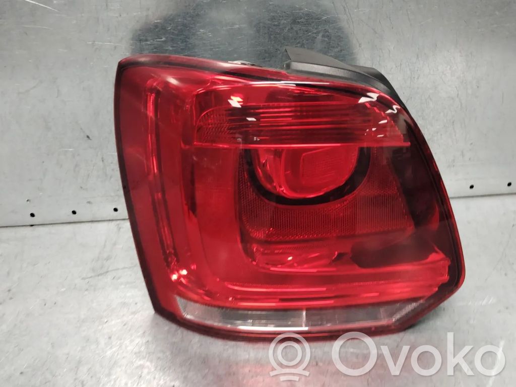 Volkswagen Polo V 6R Lampa tylna 
