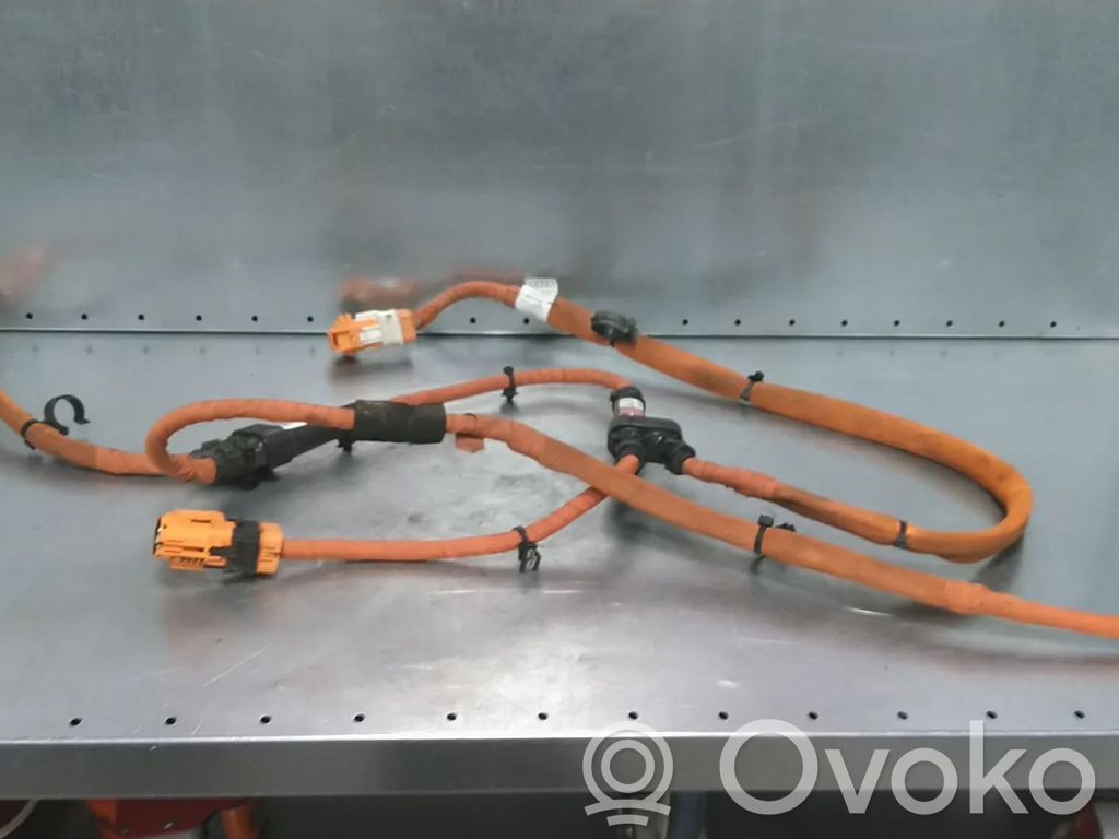 Audi e-tron High voltage cable 