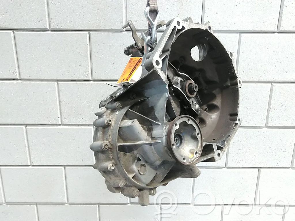Volkswagen Caddy Manualna 5-biegowa skrzynia biegów 