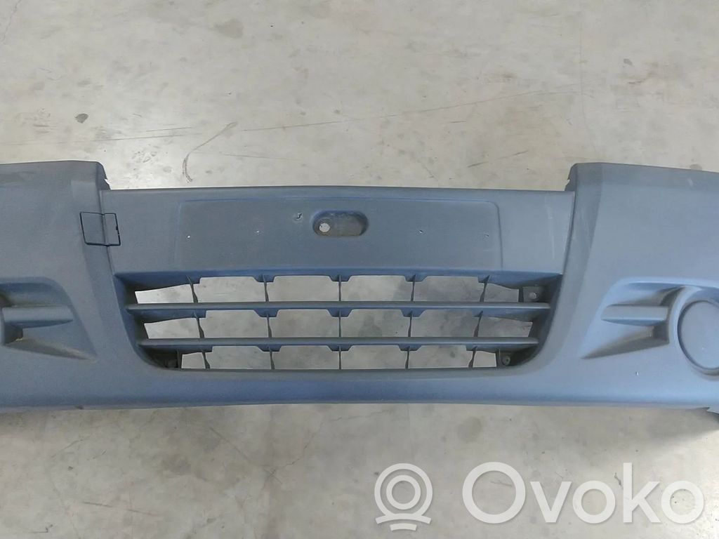 Opel Vivaro Priekinis bamperis 