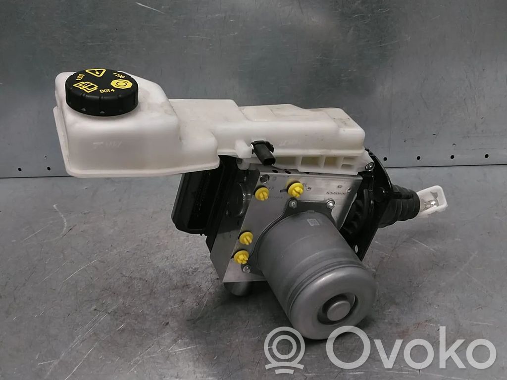 Volvo EX30 Servofrână 
