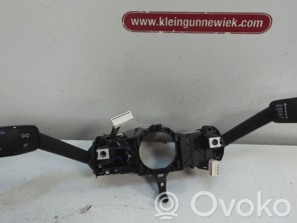 Skoda Octavia Mk3 (5E) Bloc semnalizator și ștergător parbriz 