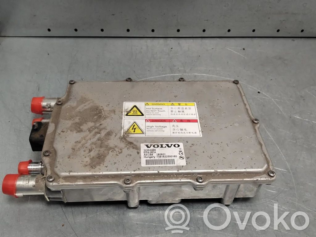 Volvo XC90 Ładowarka do akumulatora 