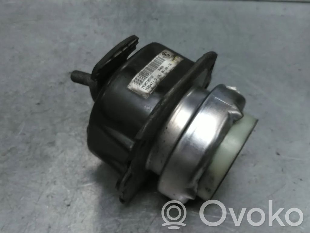 Wspornik / Mocowanie silnika   8486267,22116867301,22118486267,6867301,B47D20B