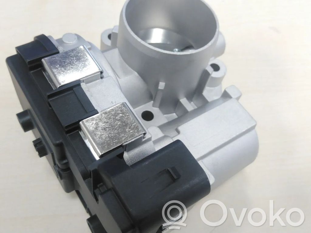Przepustnica elektryczna   04C133062D,11331777901,120772,120772001,580256,CHY,CHYA,CHYB,CHYE,CPG,CPGA,CWRA,DAFA,MD89369,NRF408015,TB44GTE3V1,TP120772,TP120772001,V10810116